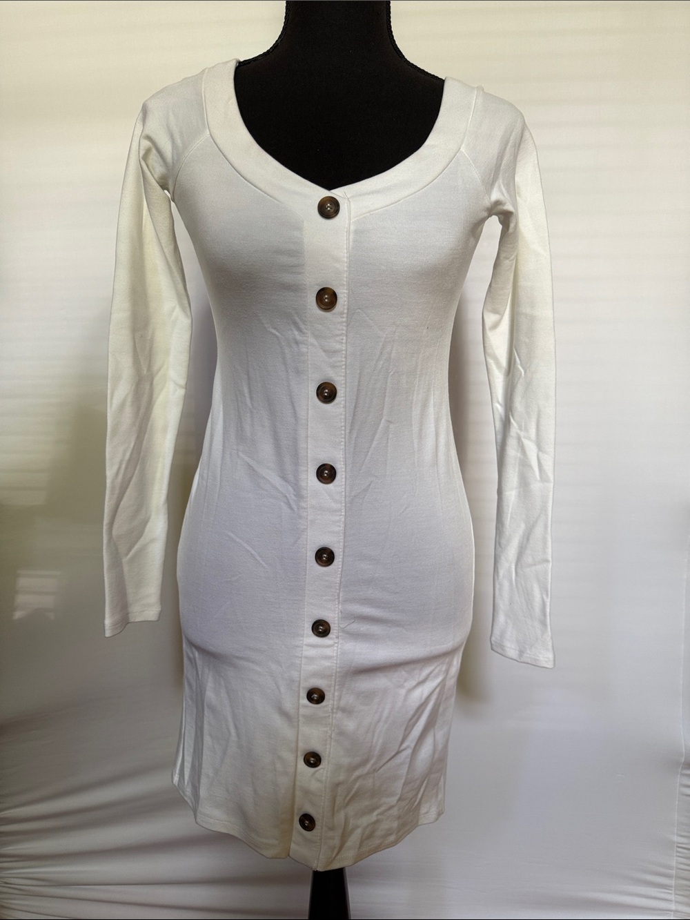 Forever 21 White Long-Sleeve Button-Front Dress